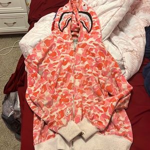 Pink XL Bape hoodie worn twice was washed.